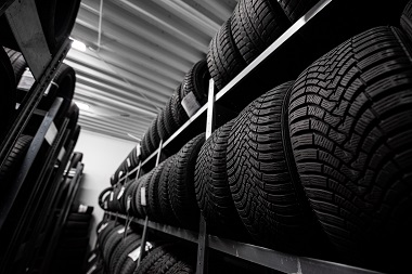 2023 Seasonal Tire Storage — Get Ready for Winter!